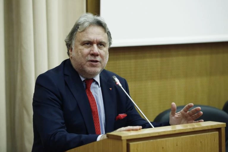Κατρούγκαλος: Η εκκλησία δεν έχει λόγο πλέον να συμμετέχει στα συλλαλητήρια για την Μακεδονία